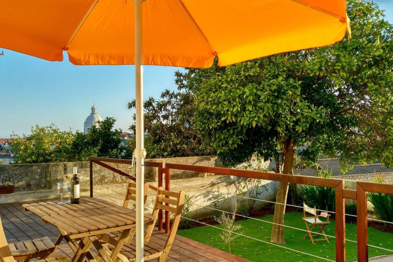Central 2 Bedroom Apt W/Garden And Pantheon Views Лісабон Екстер'єр фото