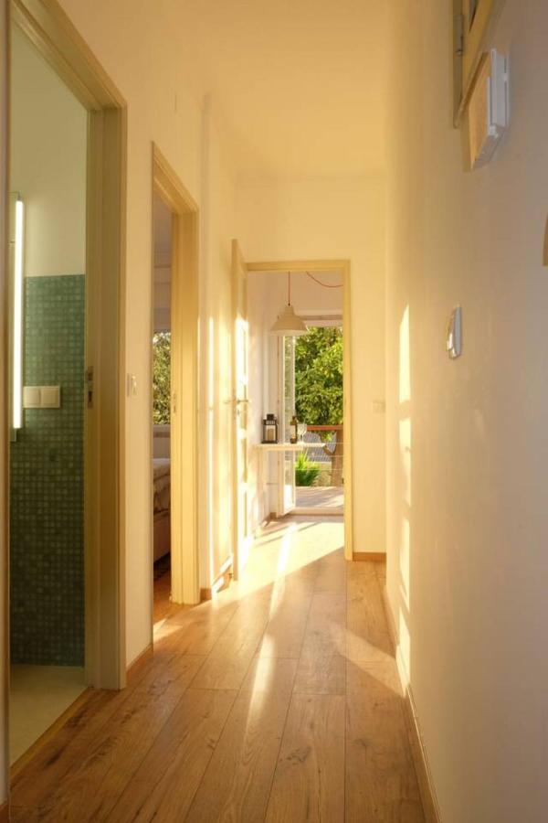 Central 2 Bedroom Apt W/Garden And Pantheon Views Лісабон Екстер'єр фото